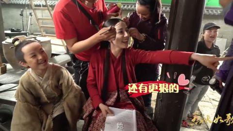 不嫌事大的吃瓜群众图,揭秘“不嫌事大”吃瓜群众的狂欢世界